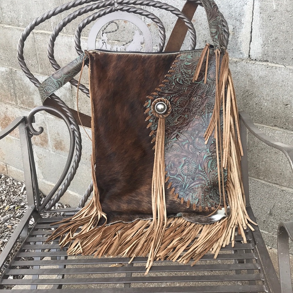 Arohoe handmade cowhide purse